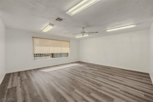 Building Photo - 6760 W Oakey Blvd