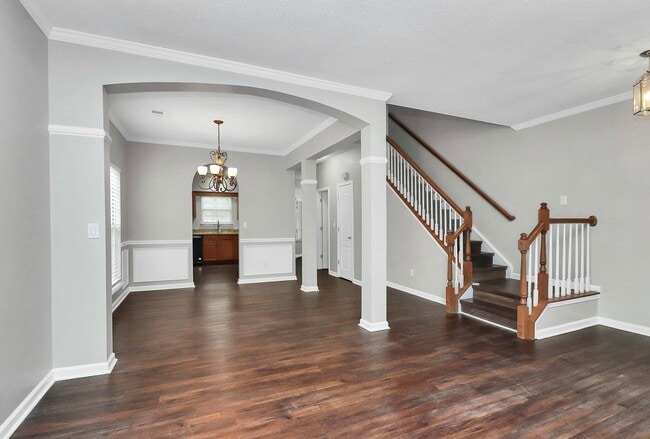 Building Photo - 6939 Brachnell View Dr