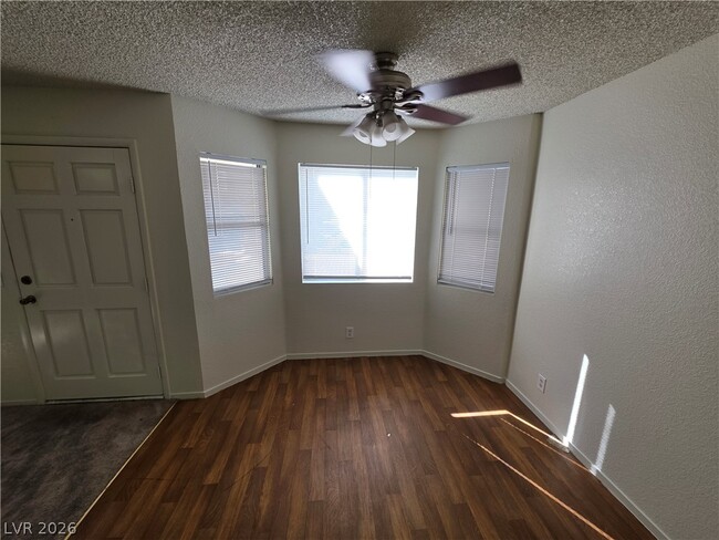 Building Photo - 1104 Pinto Rock Ln