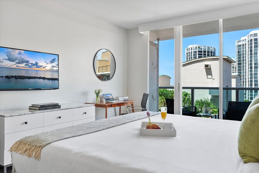 Building Photo - 2889 McFarlane Rd