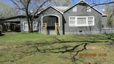 Building Photo - Newly renovated spacious cottage in Mounta...
