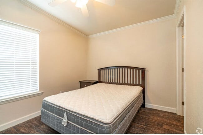 Building Photo - 3114 Shady Creek Ln