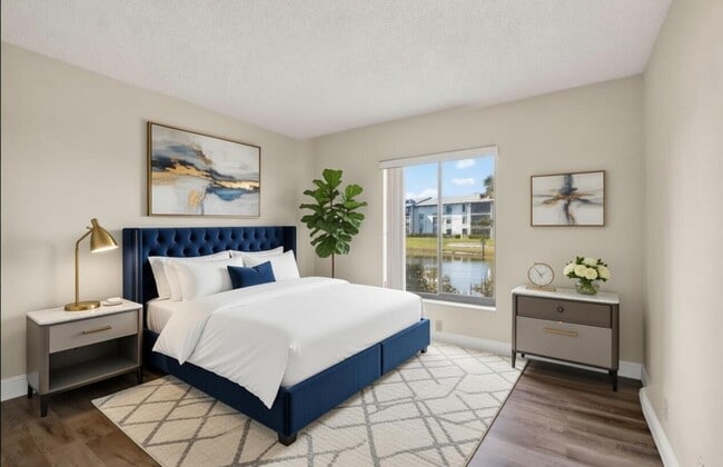 Building Photo - 1013 Green Pine Blvd