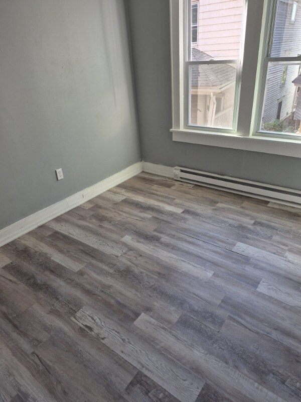 Building Photo - 904 Ash St