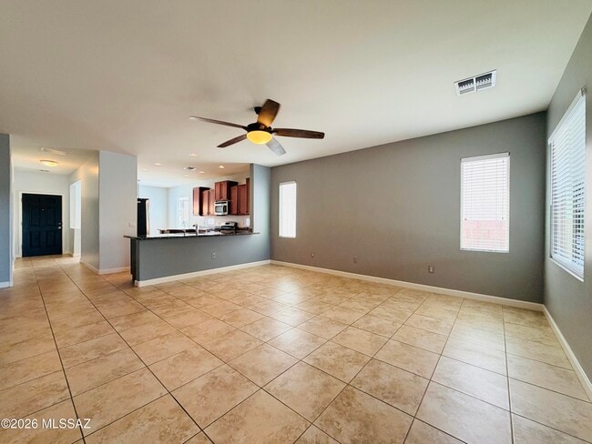 Building Photo - 9859 N Crook Ln