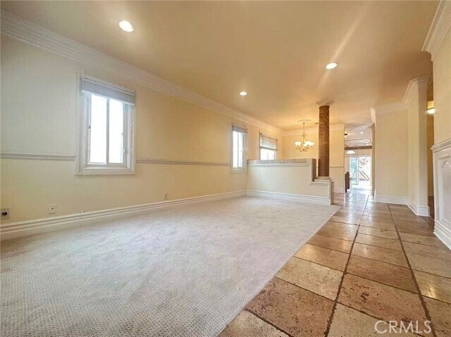 Building Photo - 928 S Bon View Ave