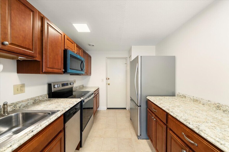 Building Photo - 260 Tremont St