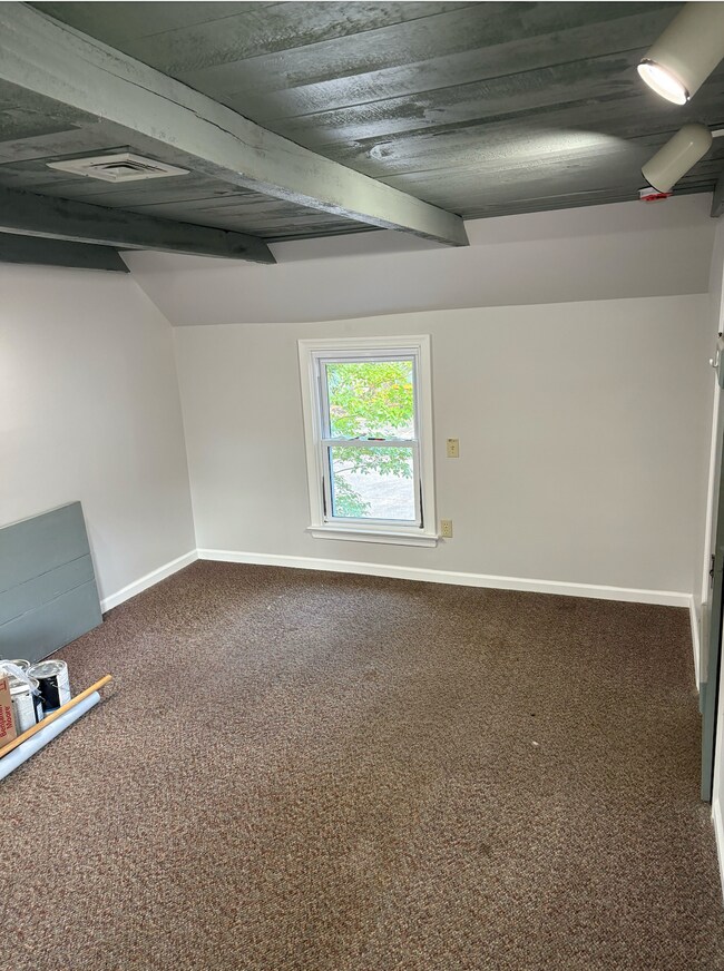 Building Photo - 1011 Rte 9 S