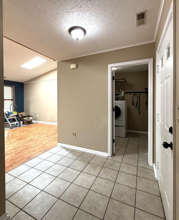 Building Photo - 5717 Stoneview Way