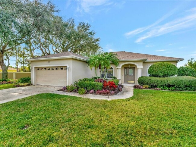 Building Photo - 6738 Peach Tree Creek Rd