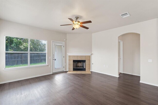 Building Photo - 10936 Furrow Hill Dr