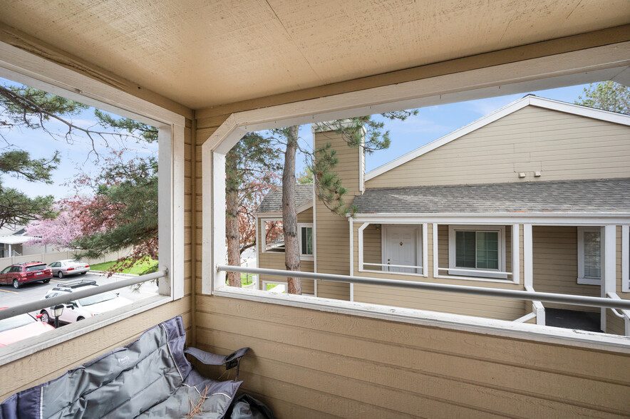Building Photo - 1478 E Foxboro Dr