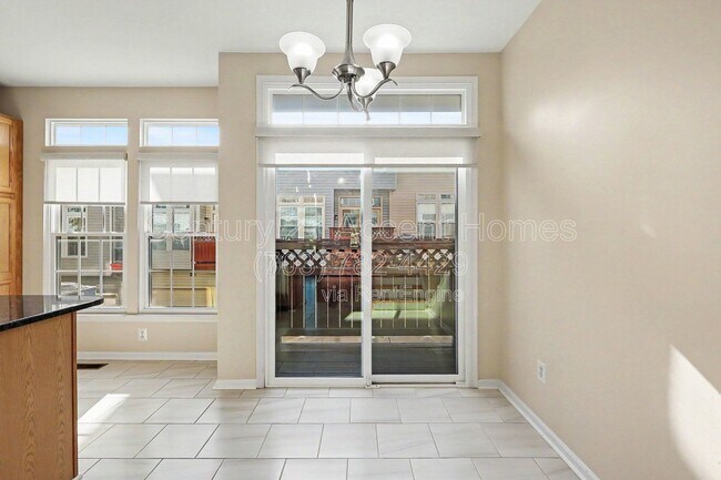 Building Photo - 968 Harrison Cir