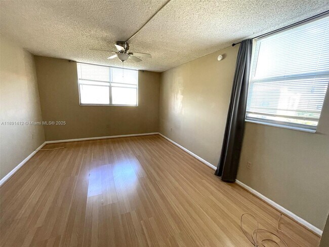 Building Photo - 1810 SW 81st Ave