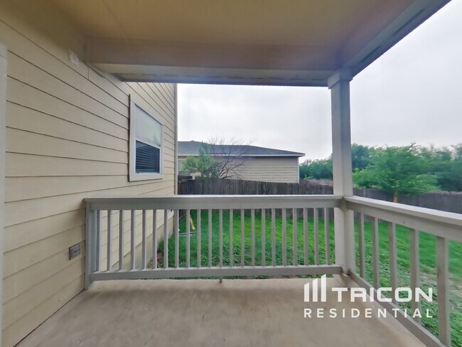 Building Photo - 2511 Sunset Bend