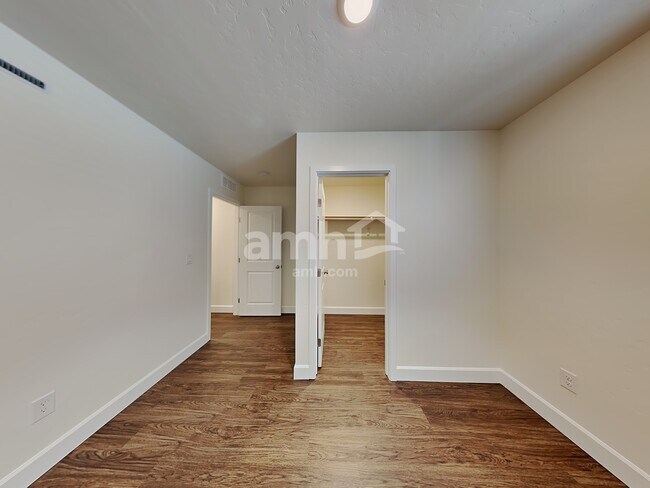 Building Photo - 5126 W White Ash Ct