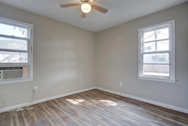 Building Photo - 4603 33rd St