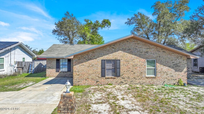 Building Photo - 5119 Marla Dr