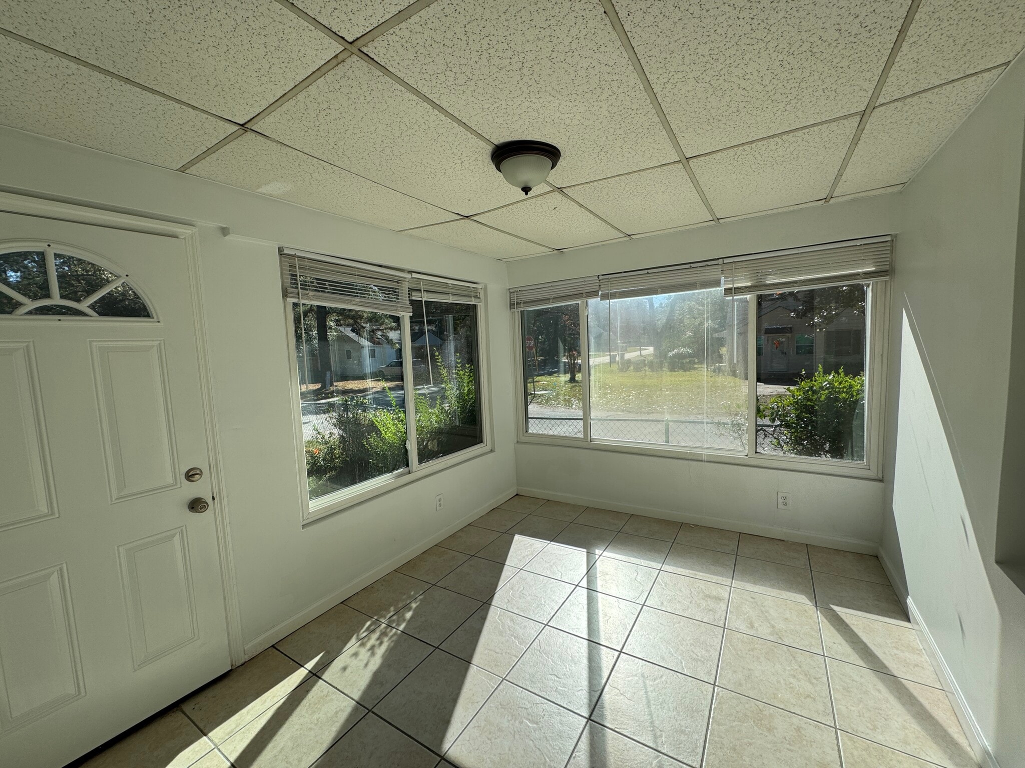 Building Photo - 103 Hibiscus Ave