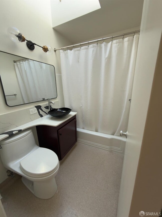 Building Photo - 134 Stanford Heights Ave