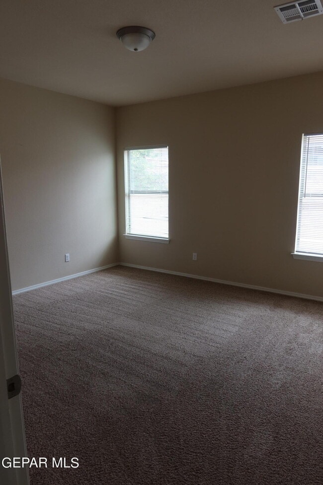 Building Photo - 3278 Azteca Trail