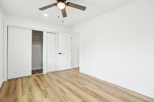 Building Photo - 2104 Malvern Hill Dr