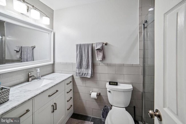 Building Photo - 14224 Angelton Terrace