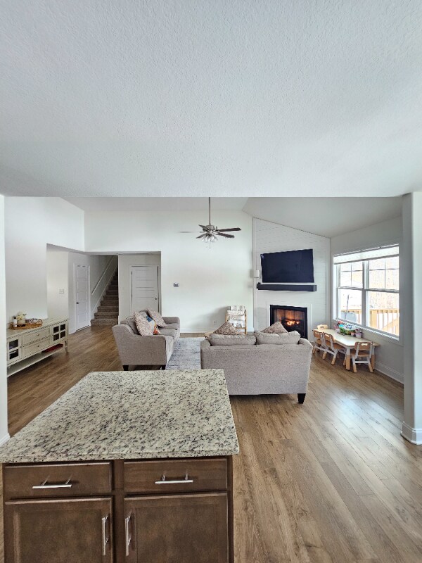 Building Photo - 2373 Bridgeport Wy