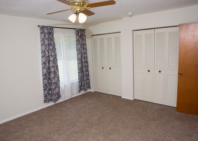 Building Photo - 28435 Trident Ct