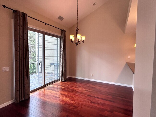 Building Photo - 27111 Sugar Pine Dr