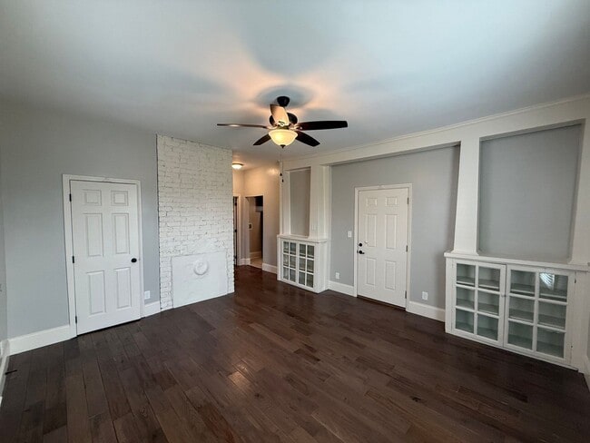 Building Photo - 708 Morgan St