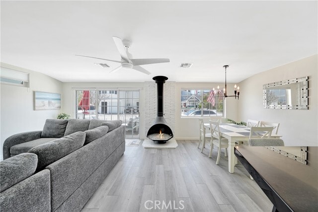 Building Photo - 216 Collins Ave