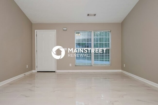 Building Photo - 3 Bedroom Pet-Friendly Home in Rex, GA with Main Street Renewal