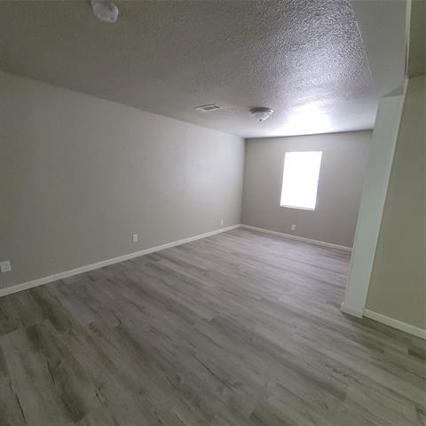 Building Photo - 209 W Purdom