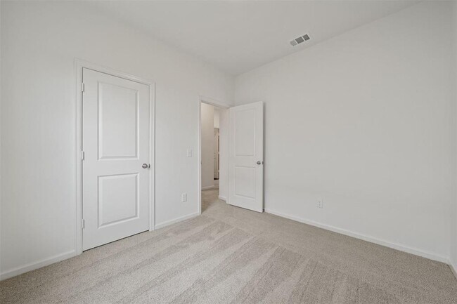Building Photo - 31318 Williams Lndg St