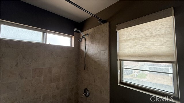 Building Photo - 8616 Silver Ridge Ln