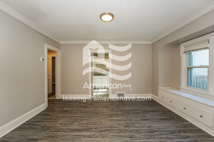 Building Photo - 17000 Melgrave Ave