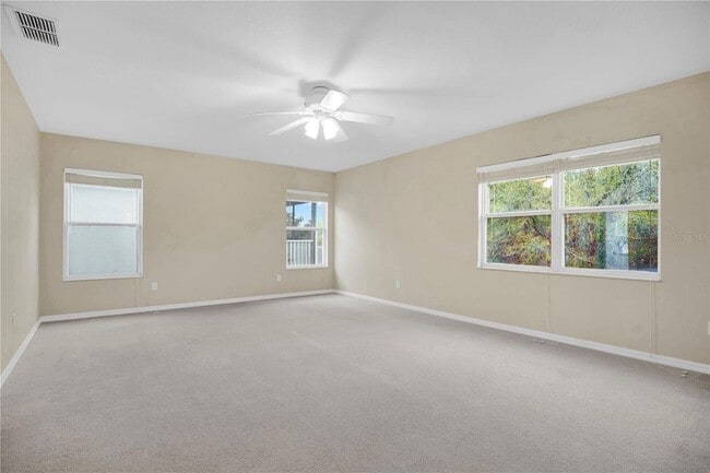 Building Photo - 2615 Lakemoor Dr