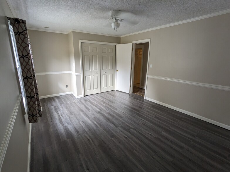 Building Photo - 718 Dogwood Hill Ln