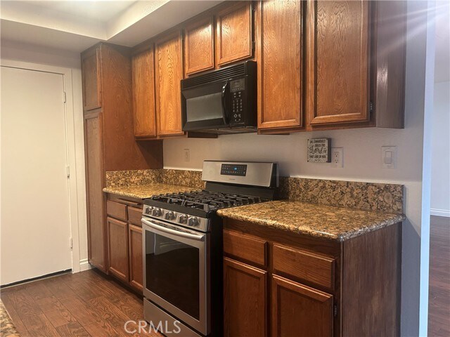 Building Photo - 1170 Strawberry Ln