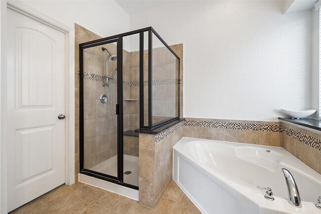 Building Photo - 5617 Rio Chama Cove