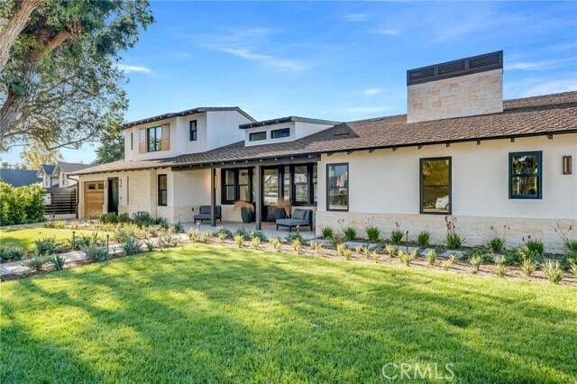 Building Photo - 427 Santa Ana Ave