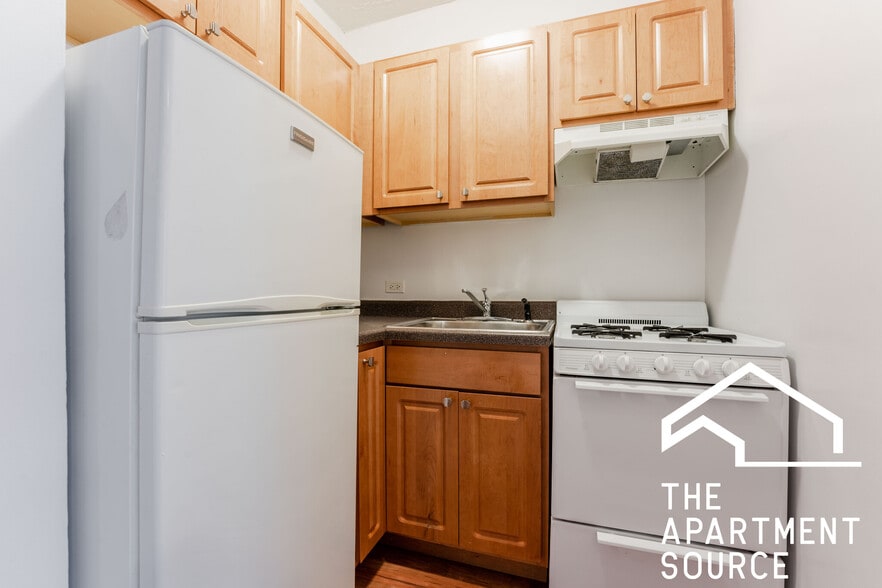 Building Photo - 1750 N Humboldt Blvd