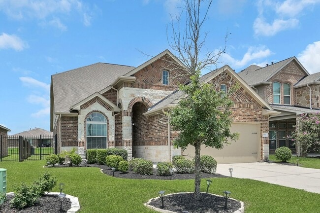 Building Photo - 3791 Lake Bend Shore Dr