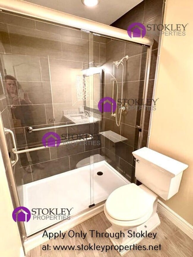 Building Photo - 3125 Terra Granada Dr