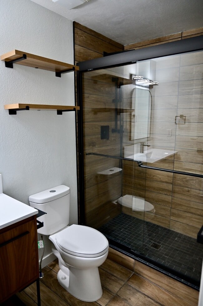 Building Photo - 4400 S Carbine Ave