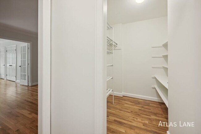 Building Photo - Professionally Managed Home In Gated  Comm...