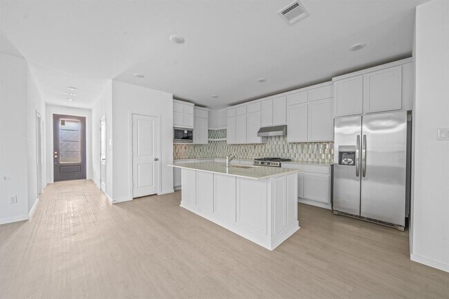 Building Photo - 6410 Laguna Terra Dr