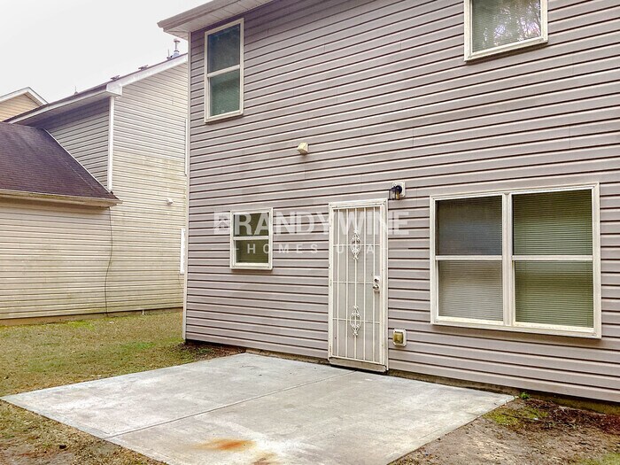 Building Photo - 395 Haverhill Ln
