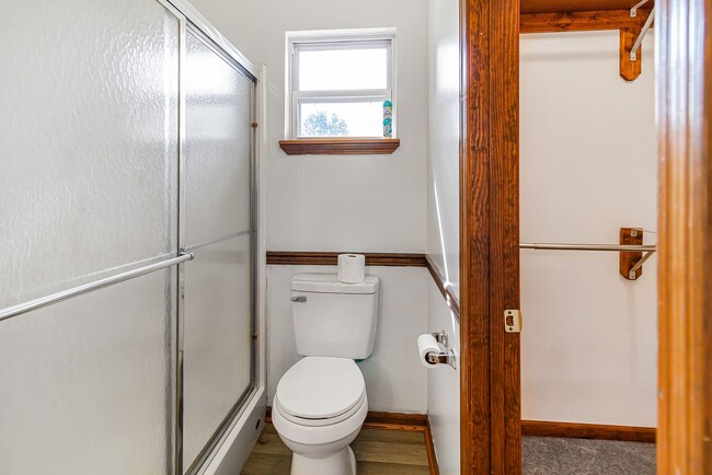 Building Photo - 3 Bedroom 2 Bath in Warrensburg